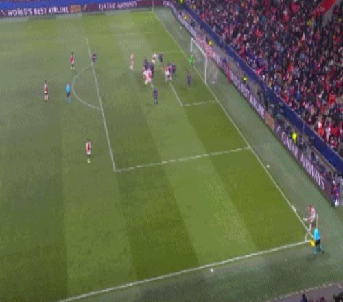 塞瓦略斯镜,头下搞笑瞬,间曝光,开宝体育,开宝体育官网,开宝体育官方,开宝体育下载